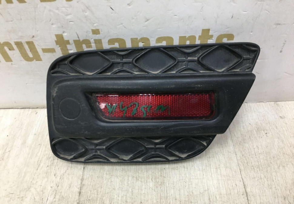 Вставка заднего бампера левая Renault Sandero Stepway 2 OEM 850772430R