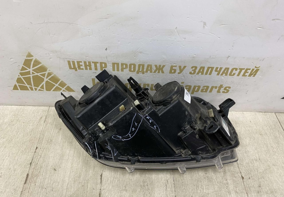 Фара левая Renault Logan 2 рестайлинг OEM 260601719R
