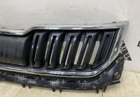 Решетка радиатора Skoda Kodiaq OEM 565853653A