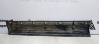 Молдинг двери передний правый Volkswagen Touareg 2 NF (10-18) oem 7p6854940H (Скл-3)