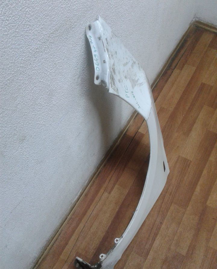 Крыло переднее левое Hyundai Solaris 2 (вмятина) (скл-3)