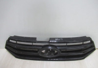 Решетка радиатора Lada Vesta Oem 8450008875 (в хорошем состоянии) (скл-3)