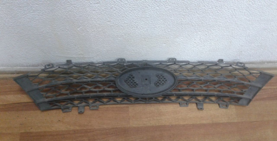 Решетка радиатора Lada Vesta oem 8450006679 (скл-3) Решетка радиатора Lada Vesta oem 8450006679 (скл-3)