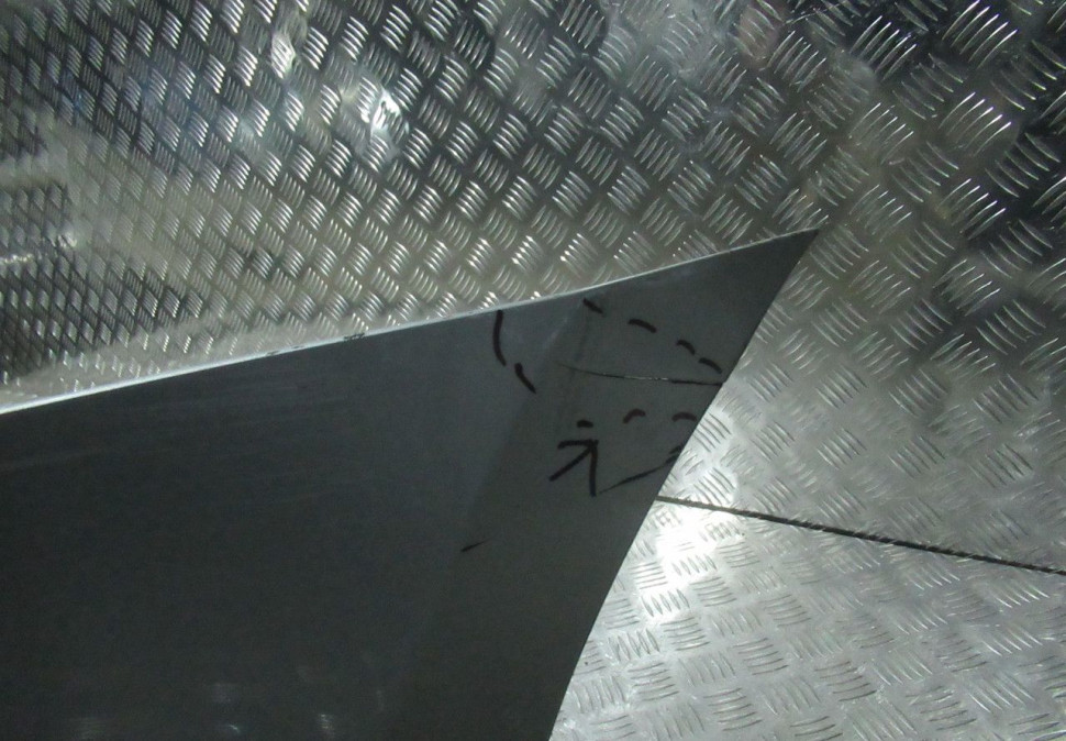 Бампер задний Hyundai Solaris 1 дорест oem 866114L000 (небольшая вмятина) Бампер задний Hyundai Solaris 1 дорест oem 866114L000 (небольшая вмятина)