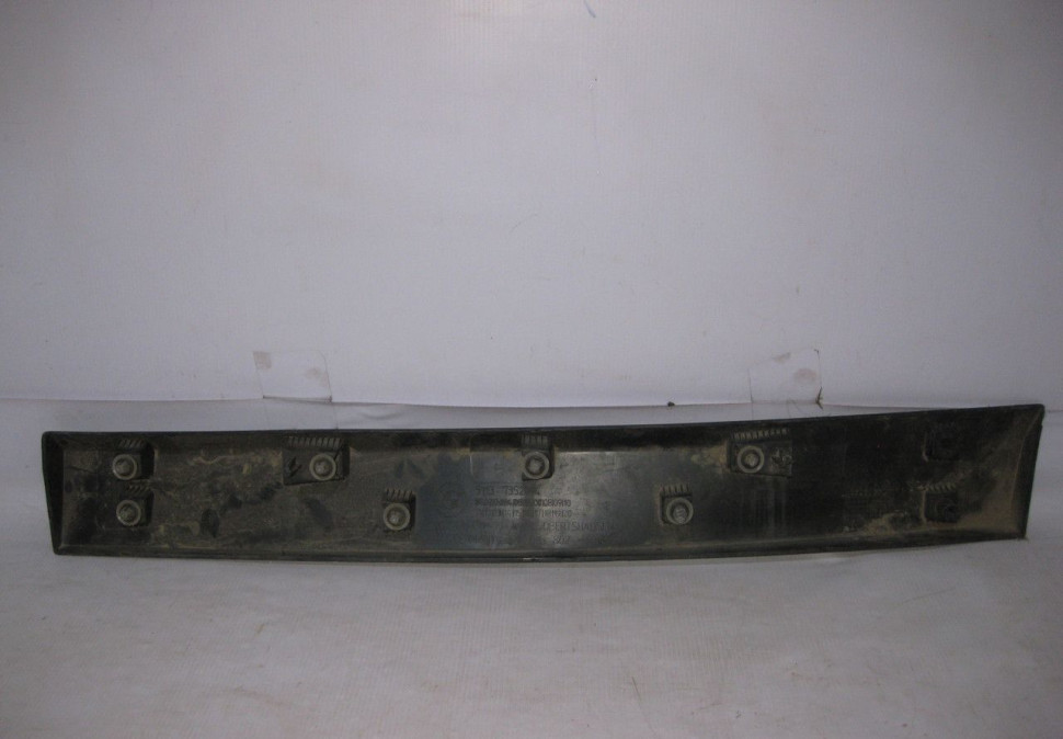 Молдинг двери задний правый бу BMW X1 F48 OEM 51137352094 (скл-3)