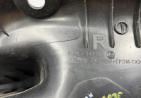 Облицовка петли крышки багажника правая BMW 5 G30 OEM 51497383563