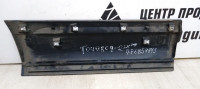Молдинг двери задний левый Volkswagen Touareg NF oem 7P6854949H
