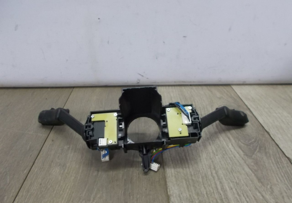 Блок подрулевых переключателей бу Skoda Octavia A7 OEM 5Q1953507AL