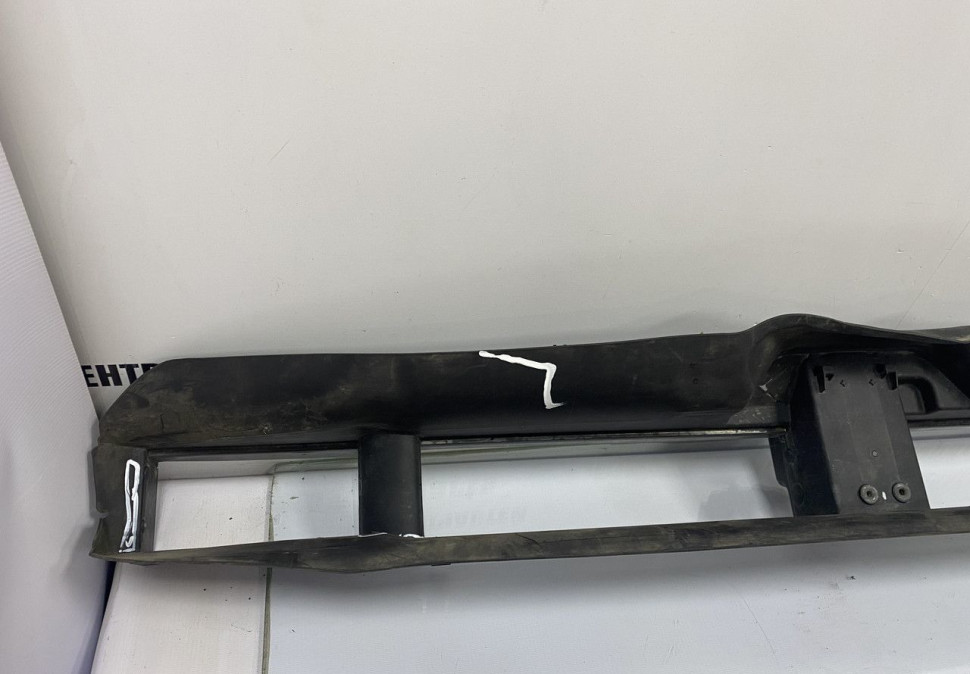 Воздуховод радиатора нижний BMW Х7 G07 OEM 51647459189 Воздуховод радиатора нижний BMW Х7 G07 OEM 51647459189