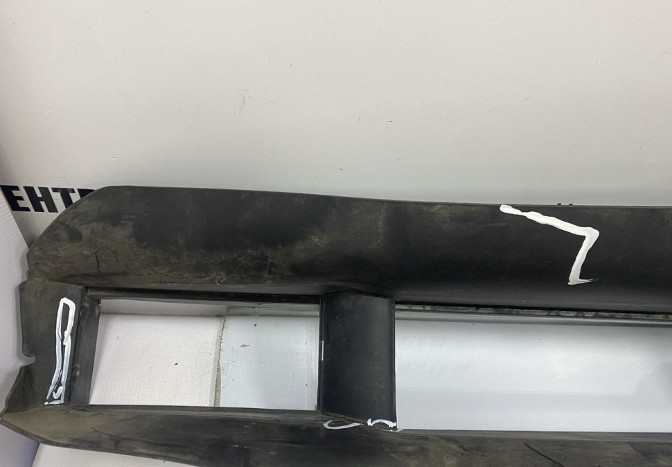 Воздуховод радиатора нижний BMW Х7 G07 OEM 51647459189 Воздуховод радиатора нижний BMW Х7 G07 OEM 51647459189