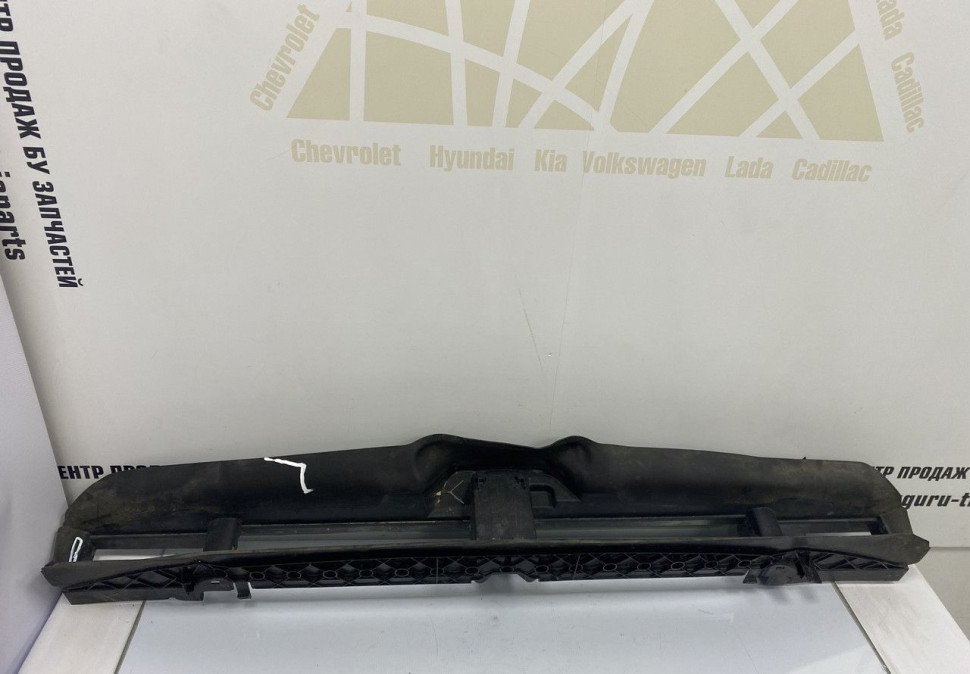 Воздуховод радиатора нижний BMW Х7 G07 OEM 51647459189