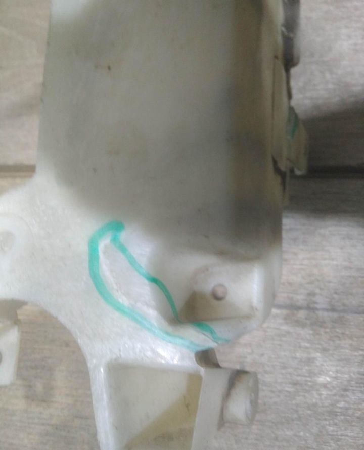 Кронштейн заднего бампера правый бу BMW 3 G20 M-Pack OEM 51128069394 Кронштейн заднего бампера правый бу BMW 3 G20 M-Pack OEM 51128069394