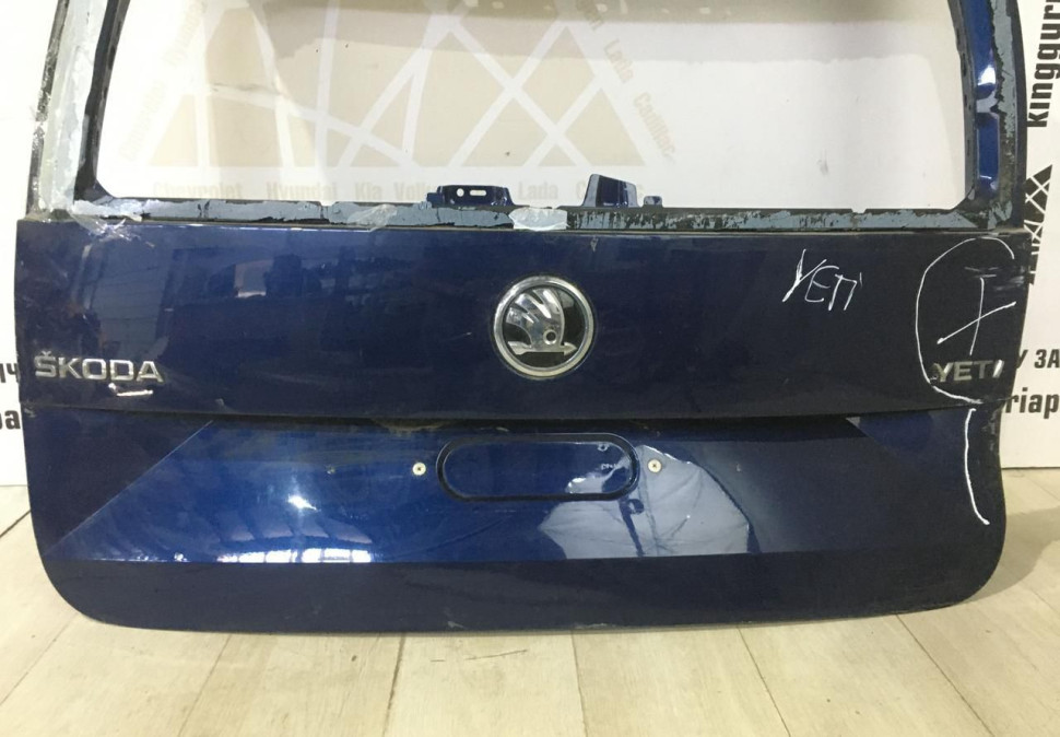 Крышка багажника Skoda Yeti рестайлинг OEM 5L6827025F
