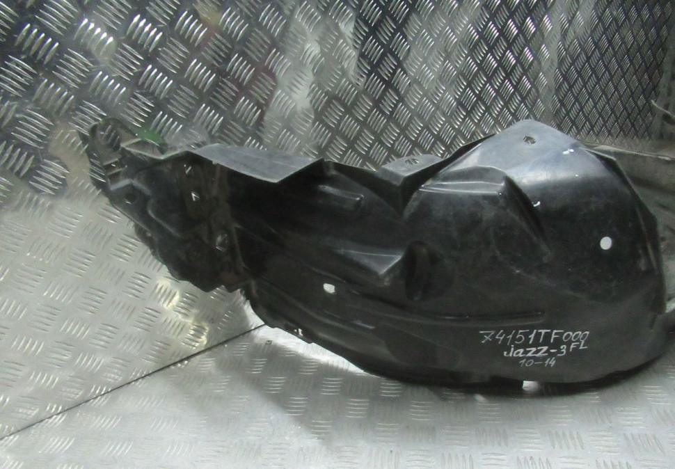 Подкрылок передний левый Honda Jazz 2 oem 74151TF000 Подкрылок передний левый Honda Jazz 2 oem 74151TF000