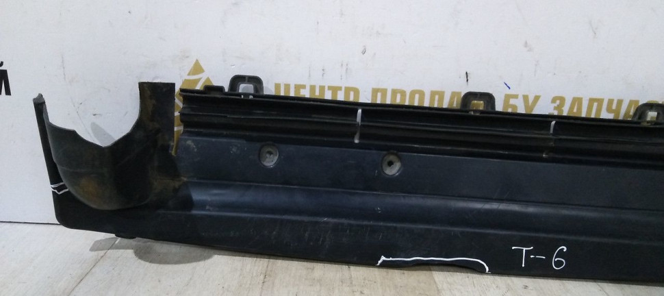 Пыльник переднего бампера Volkswagen Transporter T5 T6 (2009>) oem 7E0805962B Пыльник переднего бампера Volkswagen Transporter T5 T6 (2009>) oem 7E0805962B