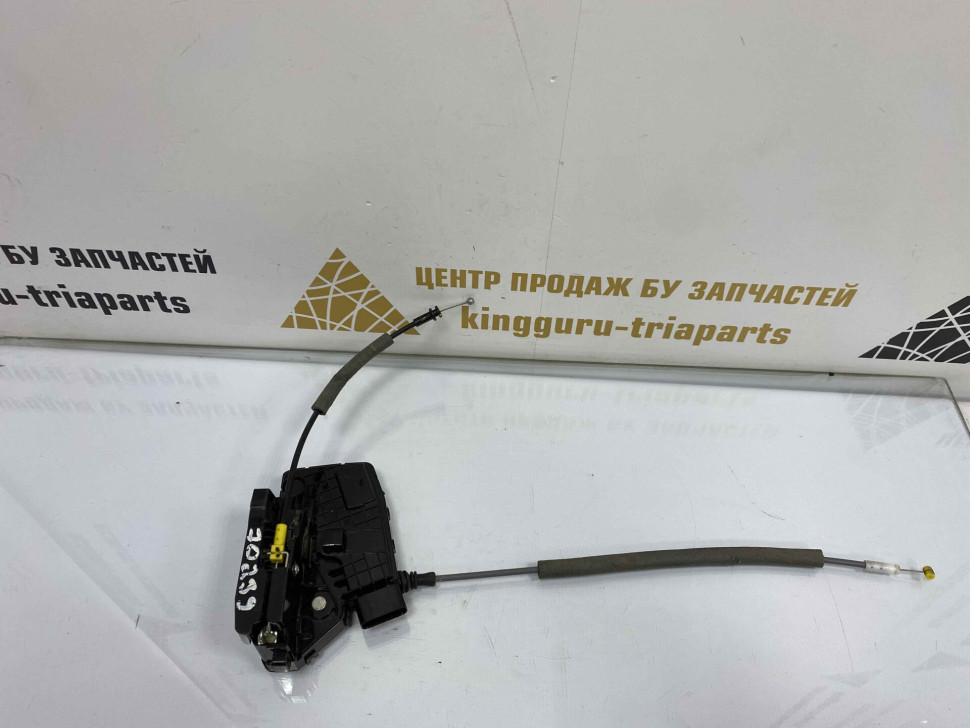 Замок передней правой двери Kia Sportage 4 OEM 81320F1200