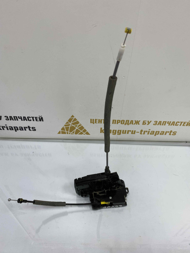 Замок передней правой двери Kia Sportage 4 OEM 81320F1200