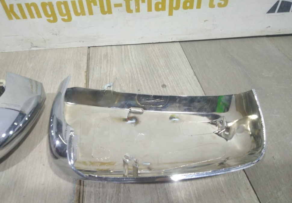Хромированные крышки зеркал Renault Koleos 2 OEM 8201668740