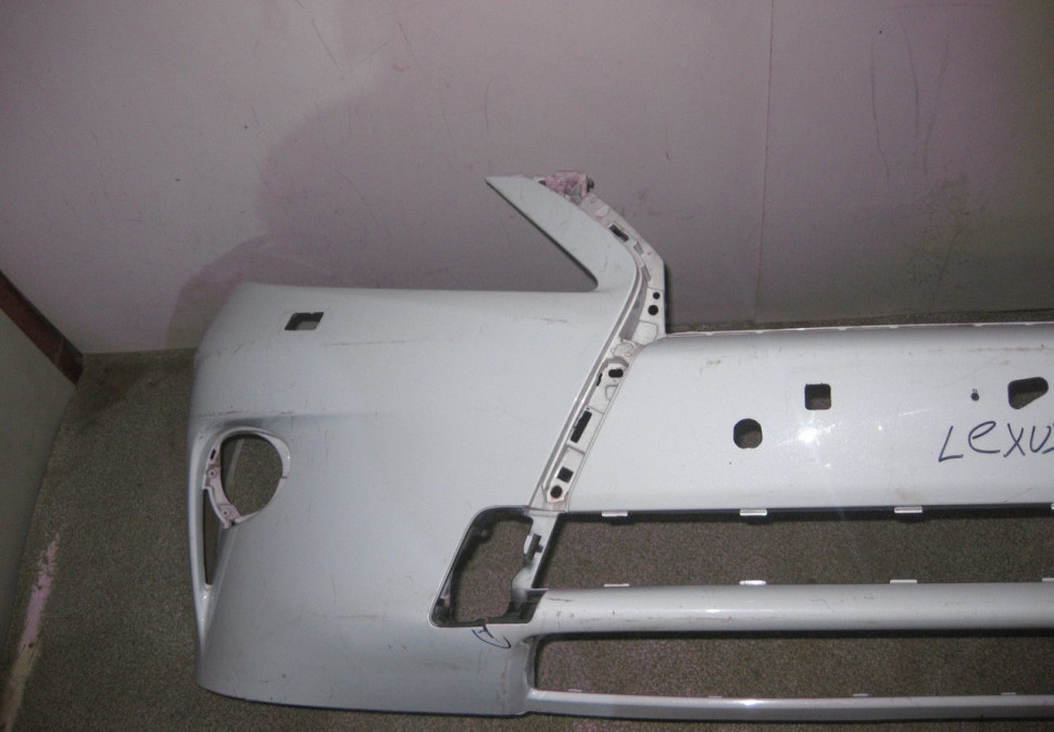 Бампер передний Lexus RX 350 (трещина) (скл-3) Бампер передний Lexus RX 350 (трещина) (скл-3)