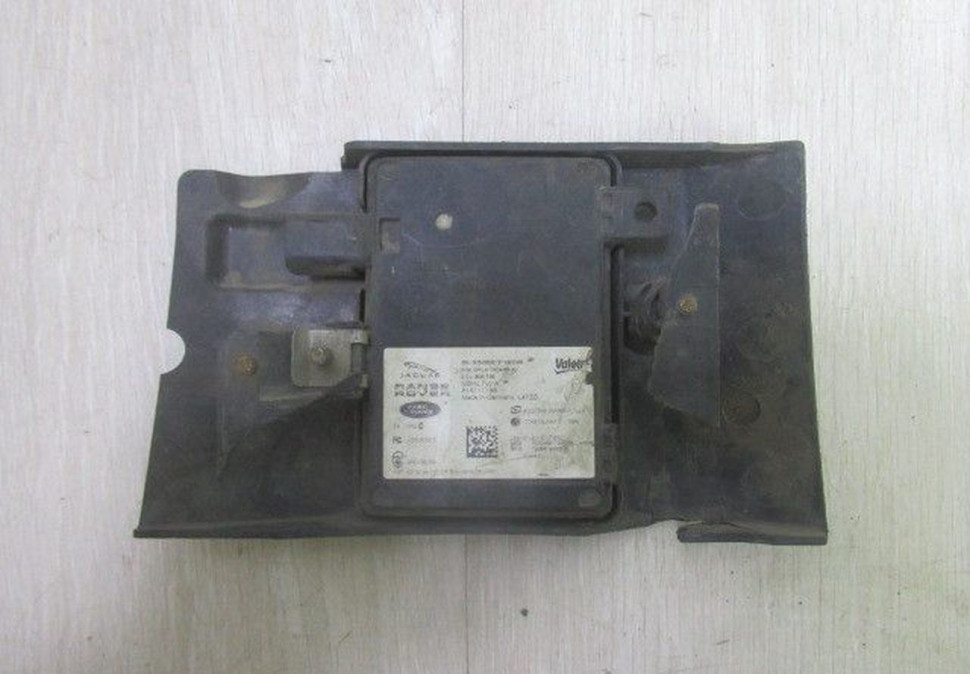 Датчик слепых зон правый Range Rover Vogue 4 oem dk5214d453bj Датчик слепых зон правый Range Rover Vogue 4 oem dk5214d453bj