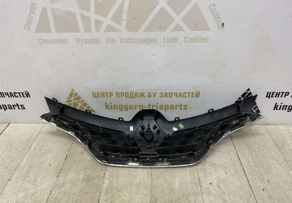 Решетка радиатора Renault Kaptur OEM 623103985R Решетка радиатора Renault Kaptur OEM 623103985R