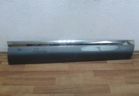 Молдинг двери передний правый Volkswagen Touareg NF oem 7p6854940