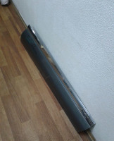 Молдинг двери передний правый Volkswagen Touareg NF oem 7p6854940