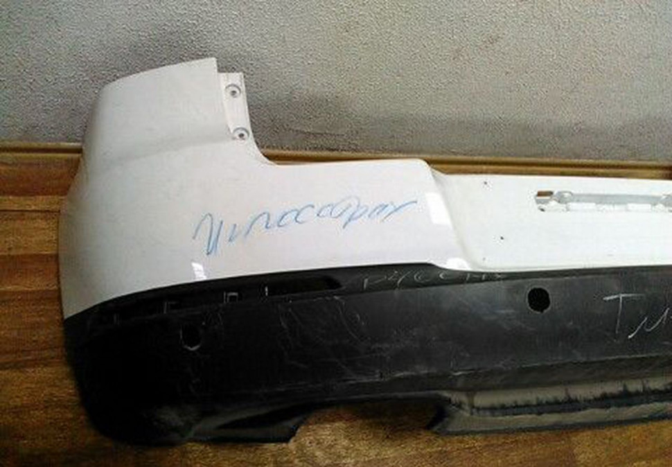 Бампер задний Volkswagen Tiguan с юбкой oem 5nu807421 (Скл-3)