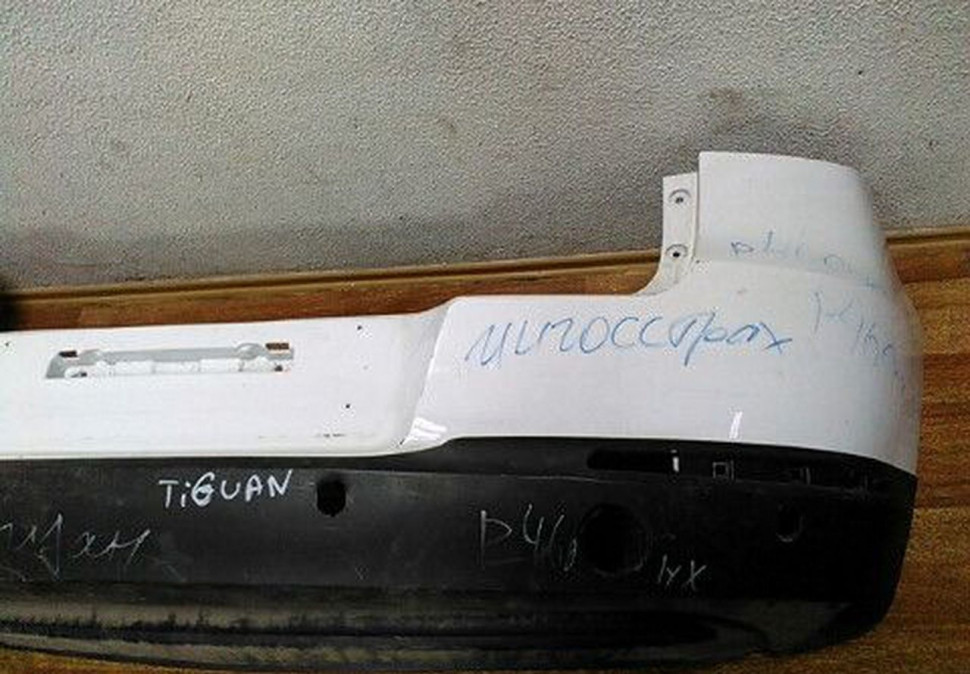Бампер задний Volkswagen Tiguan с юбкой oem 5nu807421 (Скл-3)