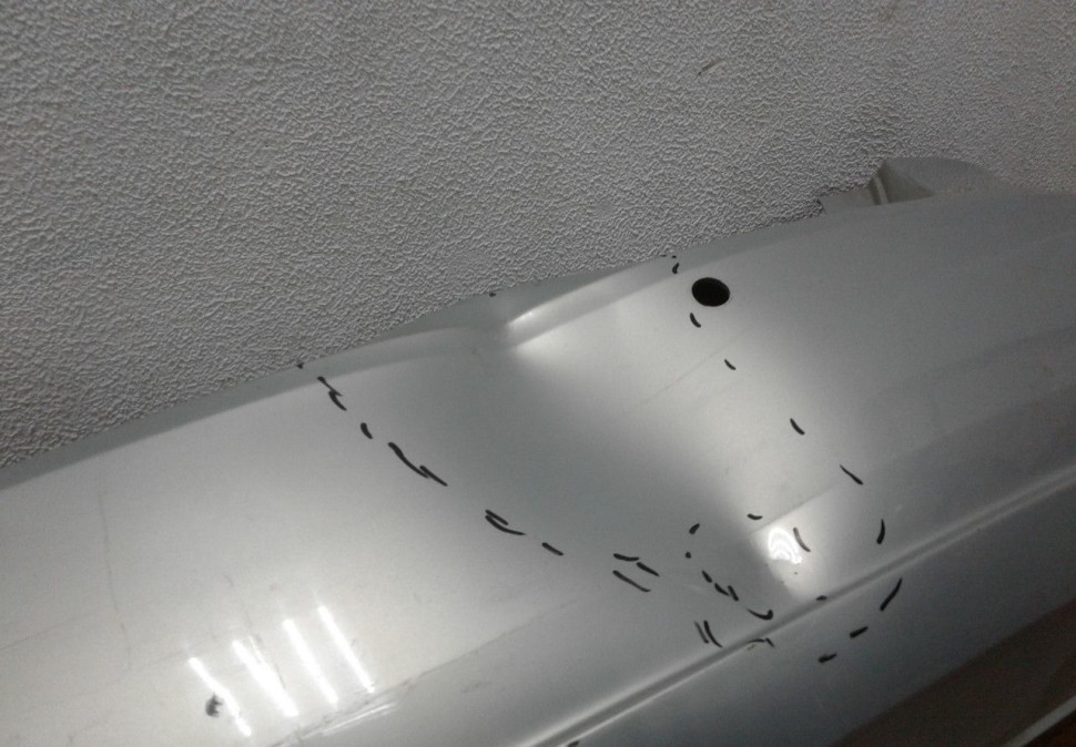 Бампер задний Volkswagen Polo до рест седан oem 6ru807421 (вмятина) Бампер задний Volkswagen Polo до рест седан oem 6ru807421 (вмятина)