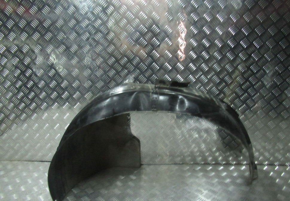 Подкрылок передний левый Hyundai Solaris 2 oem 86815H5000