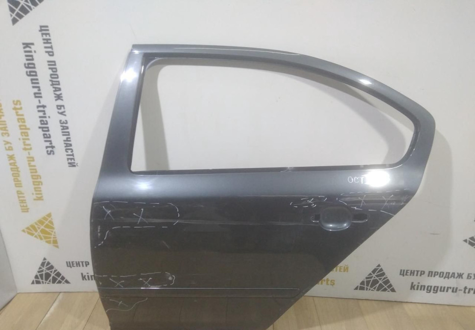 Дверь задняя левая бу Skoda Octavia A5 OEM 1Z5833051