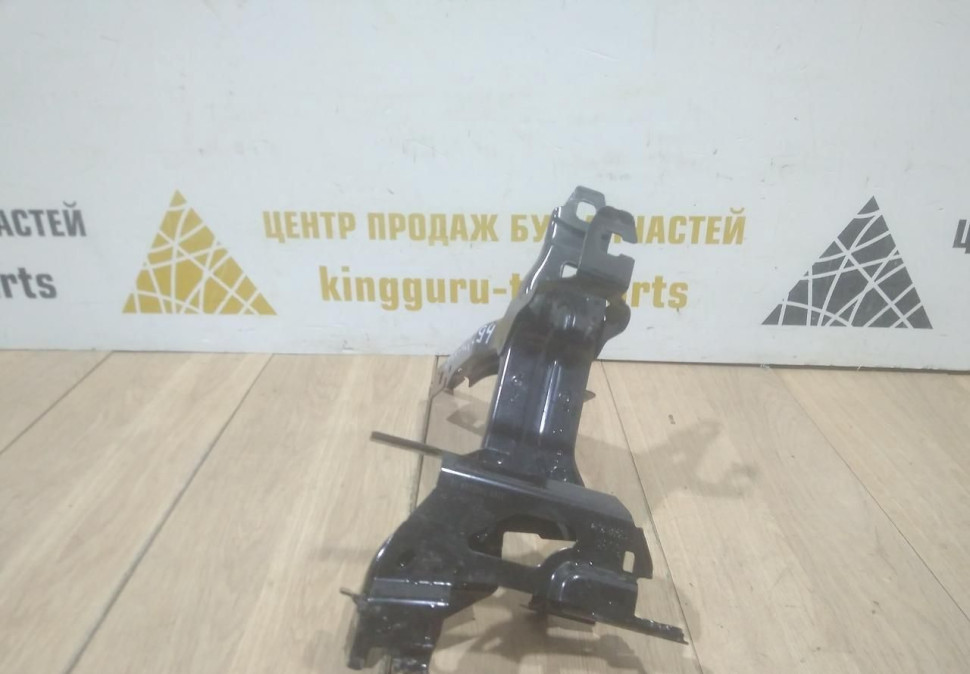 Кронштейн под фару правый бу BMW 3 G20 OEM 51647422294