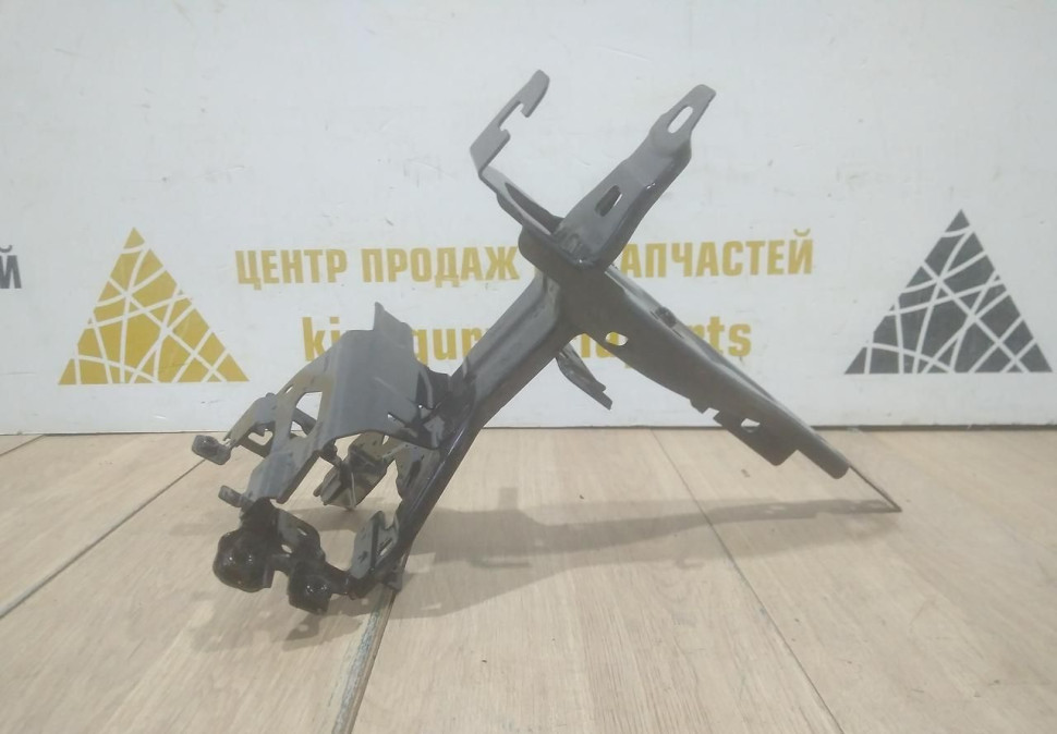 Кронштейн под фару правый бу BMW 3 G20 OEM 51647422294