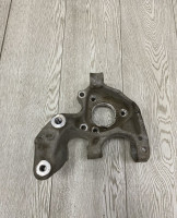 Кулак поворотный задний правый Volkswagen Tiguan 2 Skoda Kodiaq 2016 oem 5QF505436F