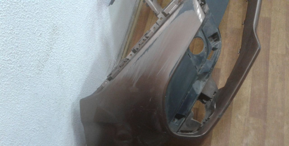 Бампер передний Lada X-Ray oem 6202281362 (трещины) (скл-3) Бампер передний Lada X-Ray oem 6202281362 (трещины) (скл-3)