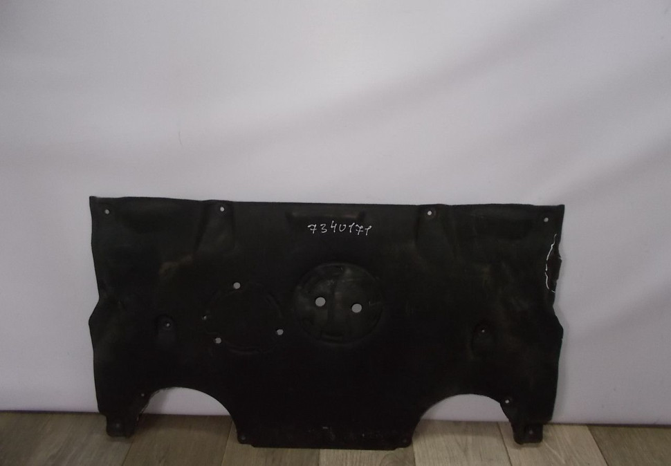 Защита двигателя бу BMW 7 G11 OEM 7340171