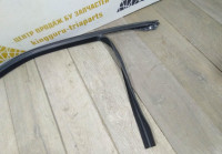 Уплотнитель стекла двери передний левый бу BMW X5 F15 OEM 51337289617
