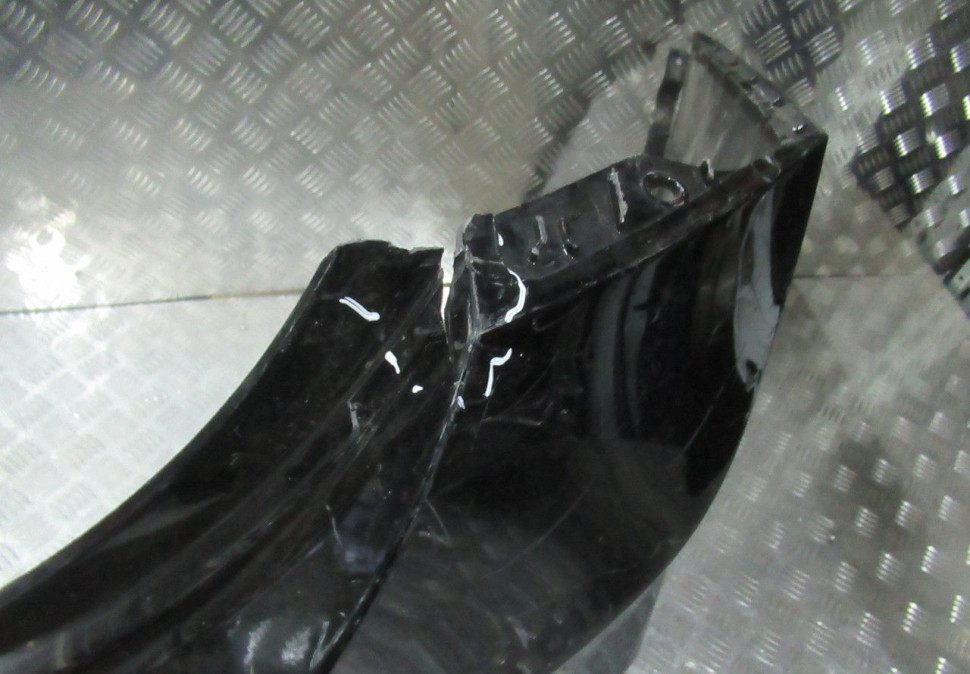 Бампер задний Hyundai Solaris 2 oem 86611H5000 (трещины.трещина на бок крепл)  (скл-3)