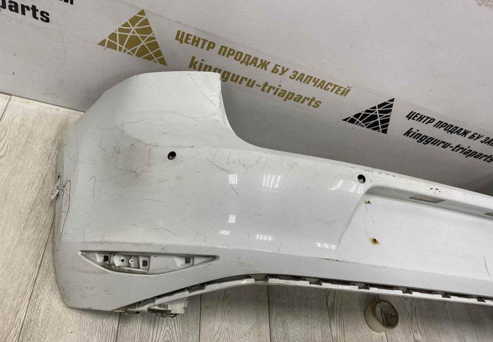 Бампер задний Volkswagen Golf 7 oem 5g0807421 Бампер задний Volkswagen Golf 7 oem 5g0807421
