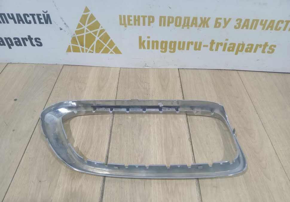Молдинг решетки радиатора левая бу BMW 6 G32 OEM 51137412421 Молдинг решетки радиатора левая бу BMW 6 G32 OEM 51137412421