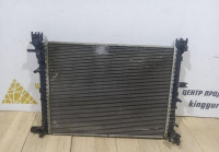 Радиатор охлаждения бу Renault Kaptur OEM 214108042R