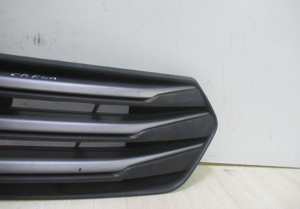 Решетка радиатора Hyundai Creta oem 86351M0000 (в хорошем состоянии) (скл-3)