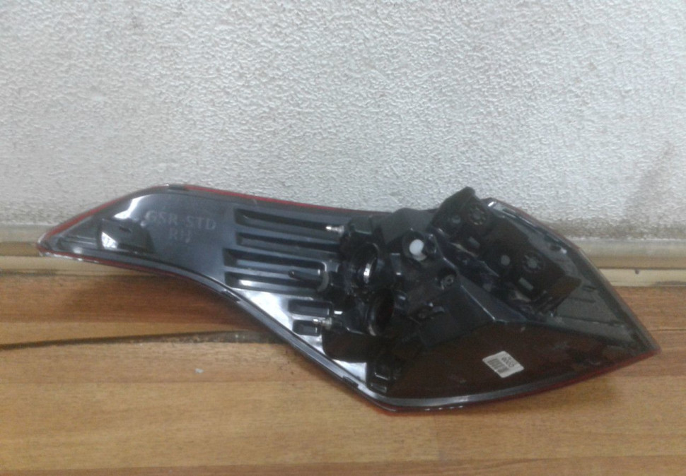 Фонарь правый внешний Hyundai Creta oem 92402m0000 Фонарь правый внешний Hyundai Creta oem 92402m0000