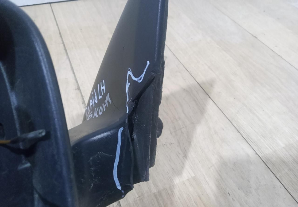 Корпус зеркала левый 6 пин Skoda Rapid рестайлинг OEM 5JB857501J Корпус зеркала левый 6 пин Skoda Rapid рестайлинг OEM 5JB857501J