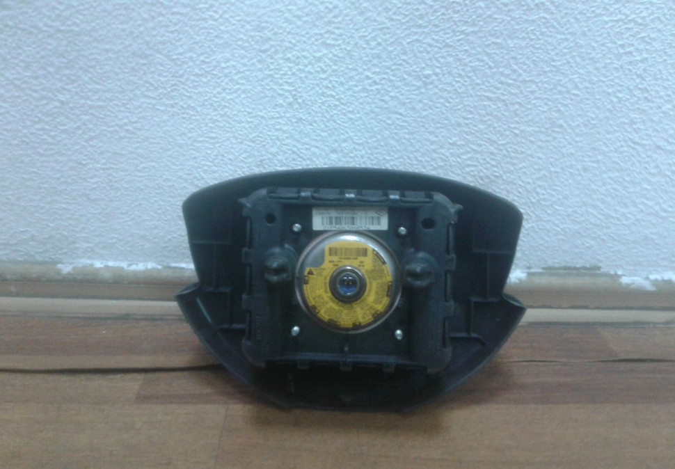 Подушка безопасности пассажирская Lada Largus (12>) oem 985705930r (сработавшая) (скл-3)