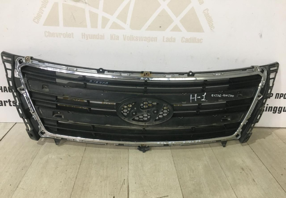Решетка радиатора Hyundai Grand Starex (07-15) Oem 865614H500