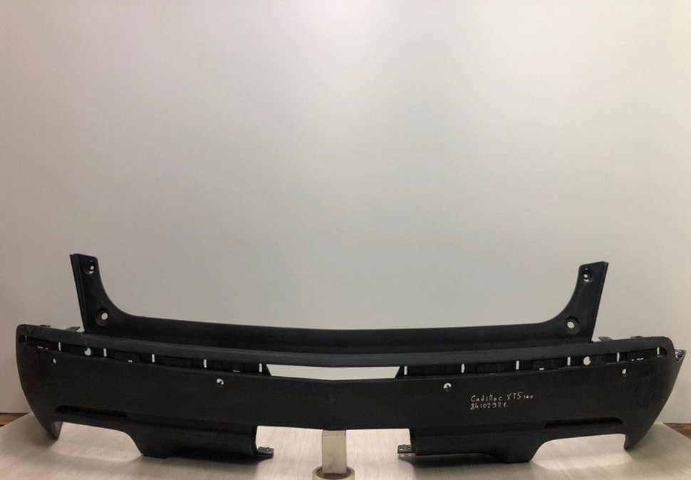 Бампер задний Cadillac XT5 oem 84102921 (скл-3)