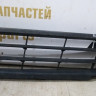 Решетка переднего бампера Volkswagen Jetta 6 дорест 2010-2014 oem 5C6853677