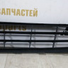 Решетка переднего бампера Volkswagen Jetta 6 дорест 2010-2014 oem 5C6853677